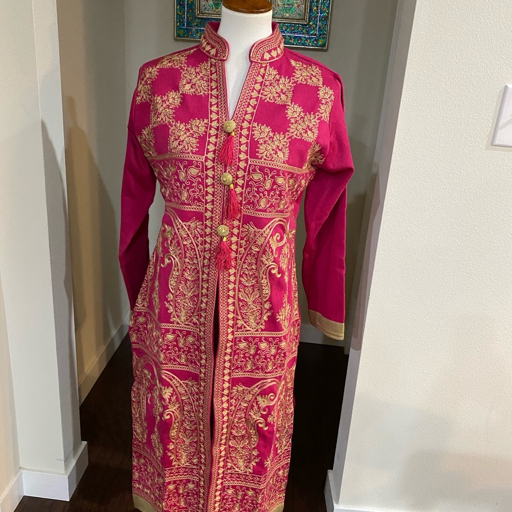 Woolen knitwear embroidered suit